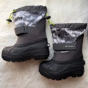 New! Columbia Kids' Black and Gray Winter Boots